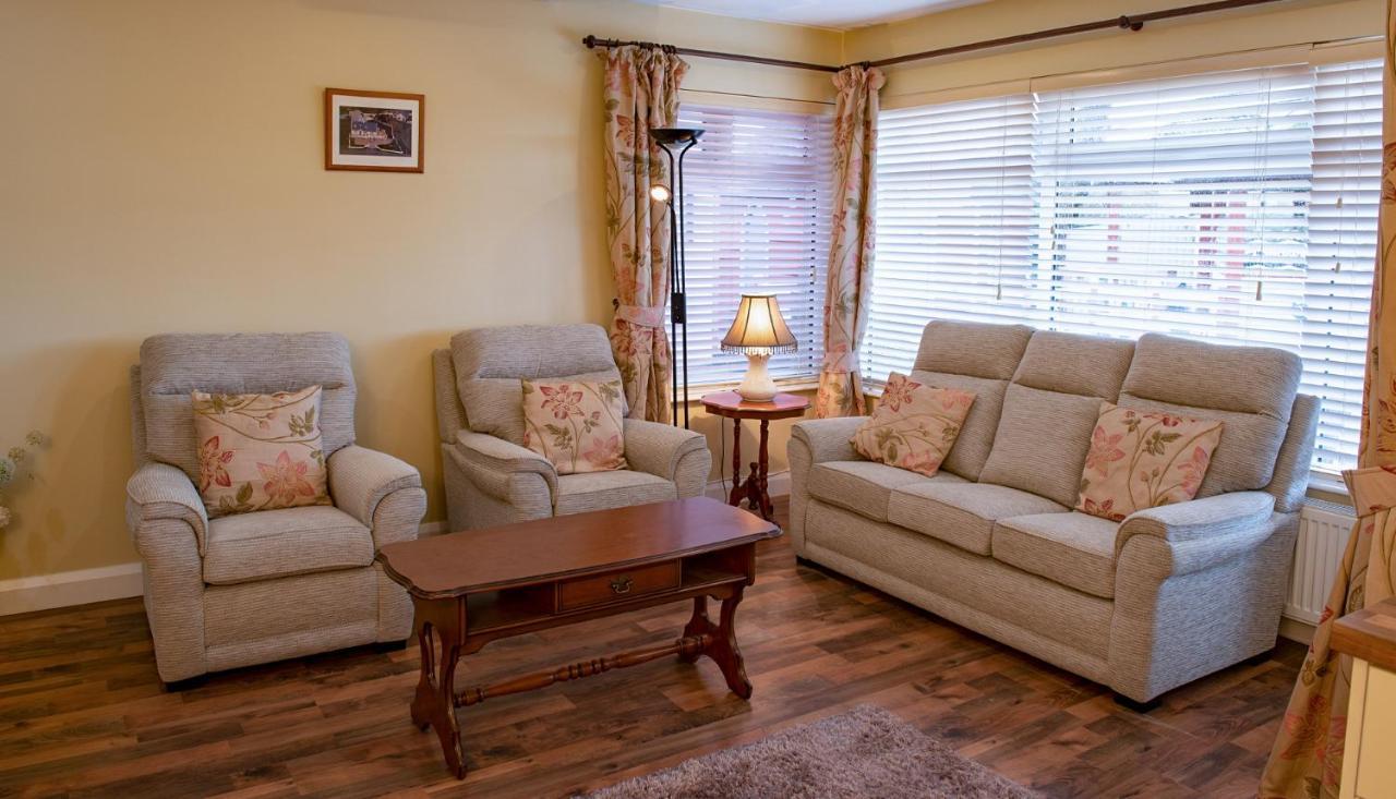 Causeway Lodge Bushmills Bagian luar foto